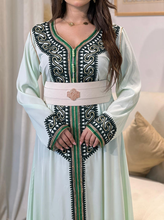 Caftan رُقيّ